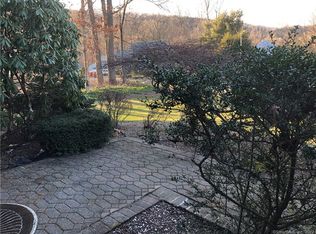 240 Burrage Ct, Cheshire, CT 06410