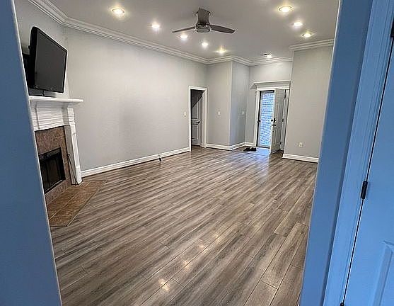 3rd image of 9710 Merlot Ln