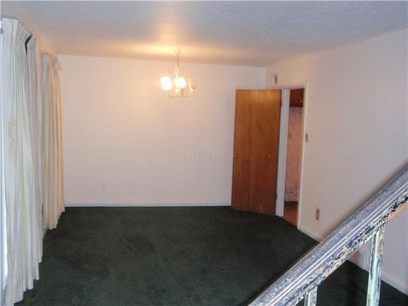 3rd image of 1444 Pinecrest Dr