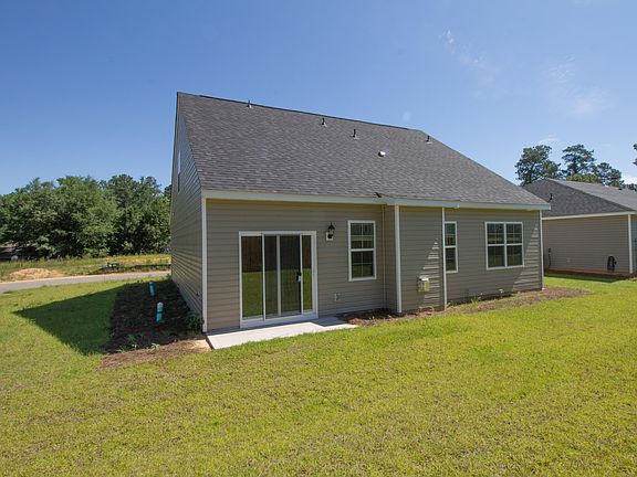 5th image of 449 Young Town Cir