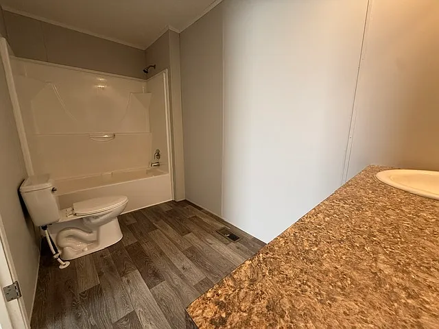 Pineview Estates — Photo 37