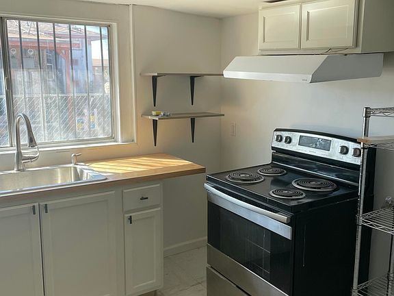 4th image of 3425 Mountain Ave #2