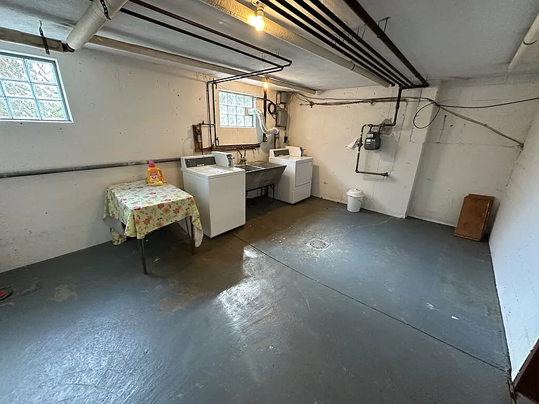 6086 Dryden Ave #2 — Photo 16