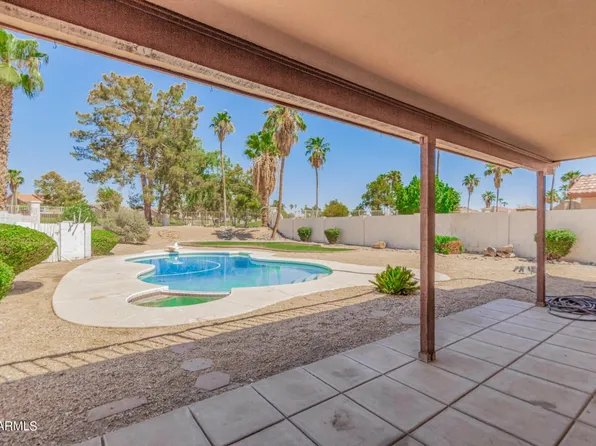 6920 W Morrow Dr, Glendale, AZ 85308