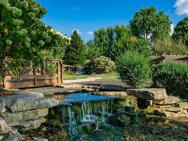 328 Lemery Dr — Photo 30
