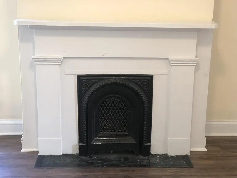 17 E Grace St #F — Photo 5