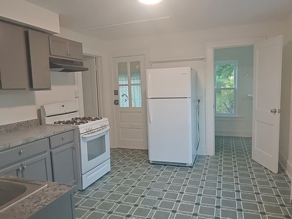 13 Springside Ave