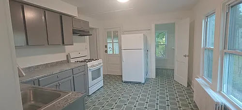 13 Springside Ave Photo 1