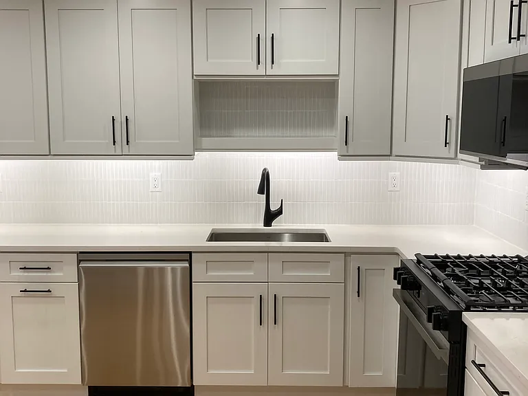 11 Windmill Dr — Photo 4