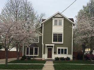 430 N Prairie St, Batavia, IL 60510