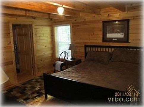 Master bedroom, 1st floor 