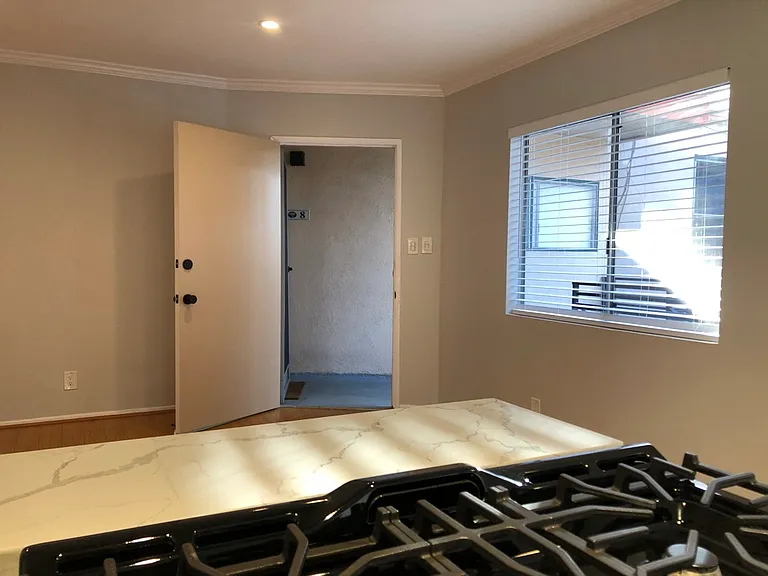 120 Roswell Ave #9 — Photo 24