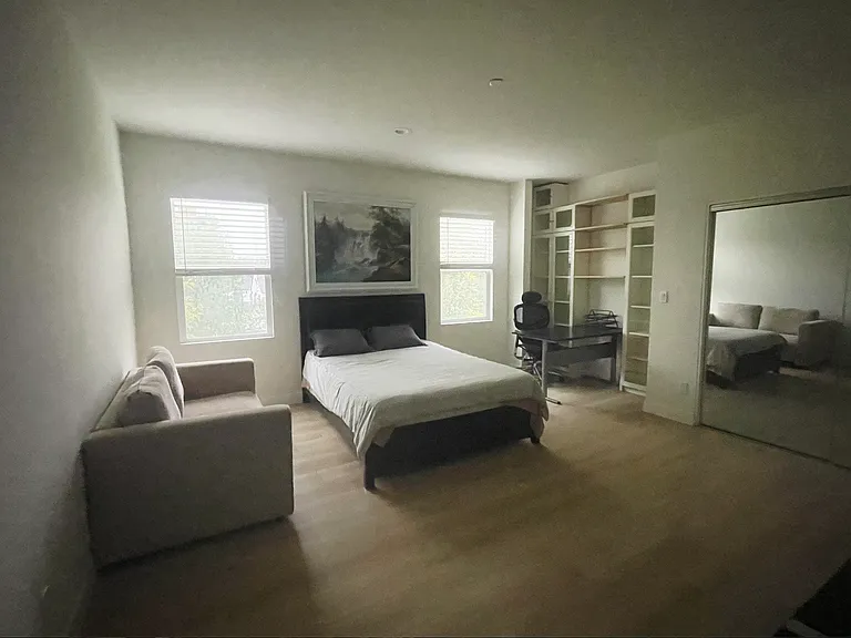 2651 Malcolm Ave — Photo 8