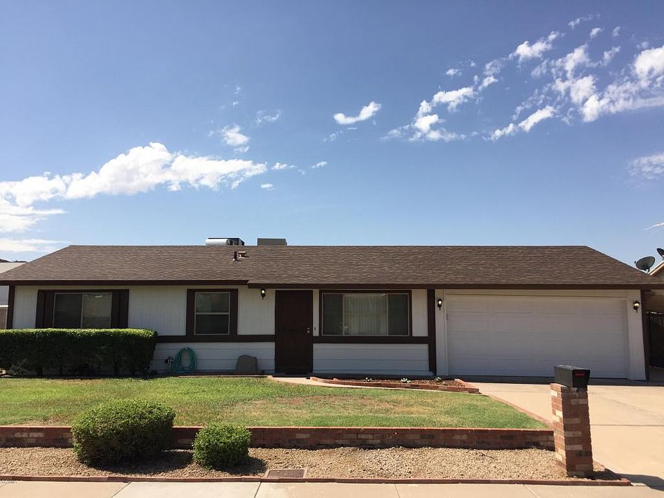 1st image of 2141 E Claire Dr