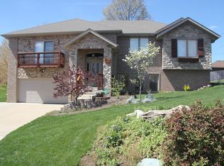 931 E Wayside Pl, Springfield, MO 65807