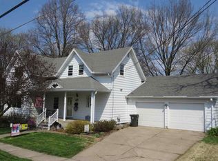 427 W 2nd St, Geneseo, IL 61254