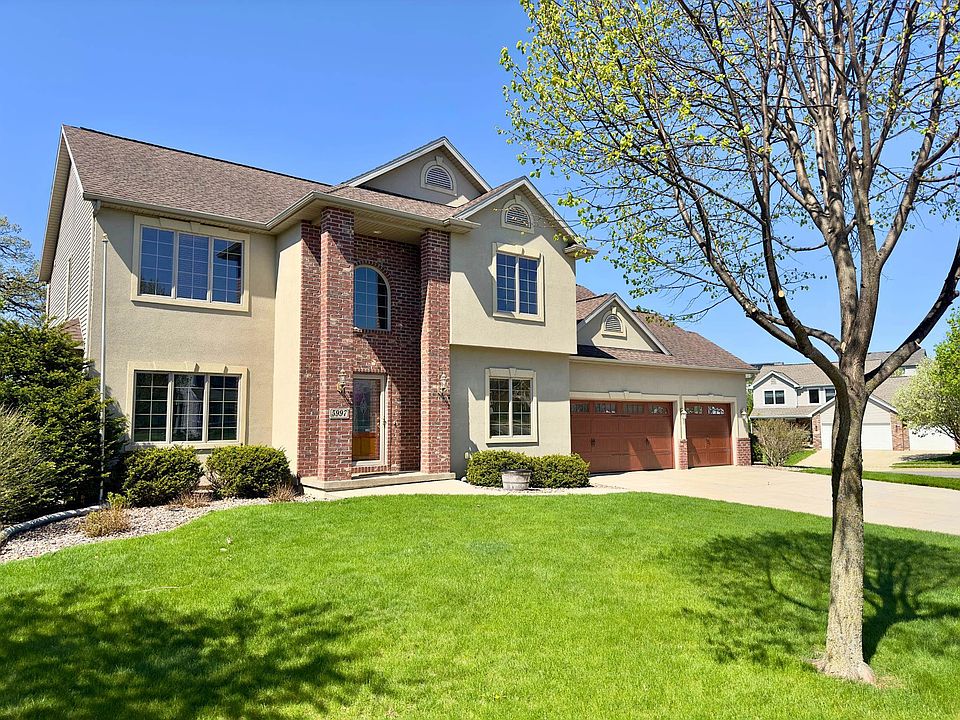 1st image of 5997 Oak Hollow Dr