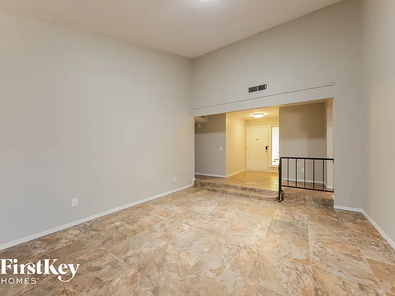 3533 W Phelps Rd — Photo 5
