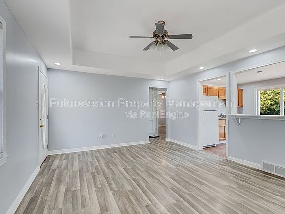 3rd image of 1703 Glenwood Ave