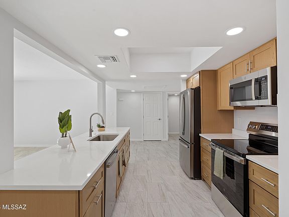 5th image of 9056 E Calle Norlo