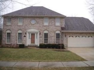 2461 Barkdoll Rd, Naperville, IL 60565