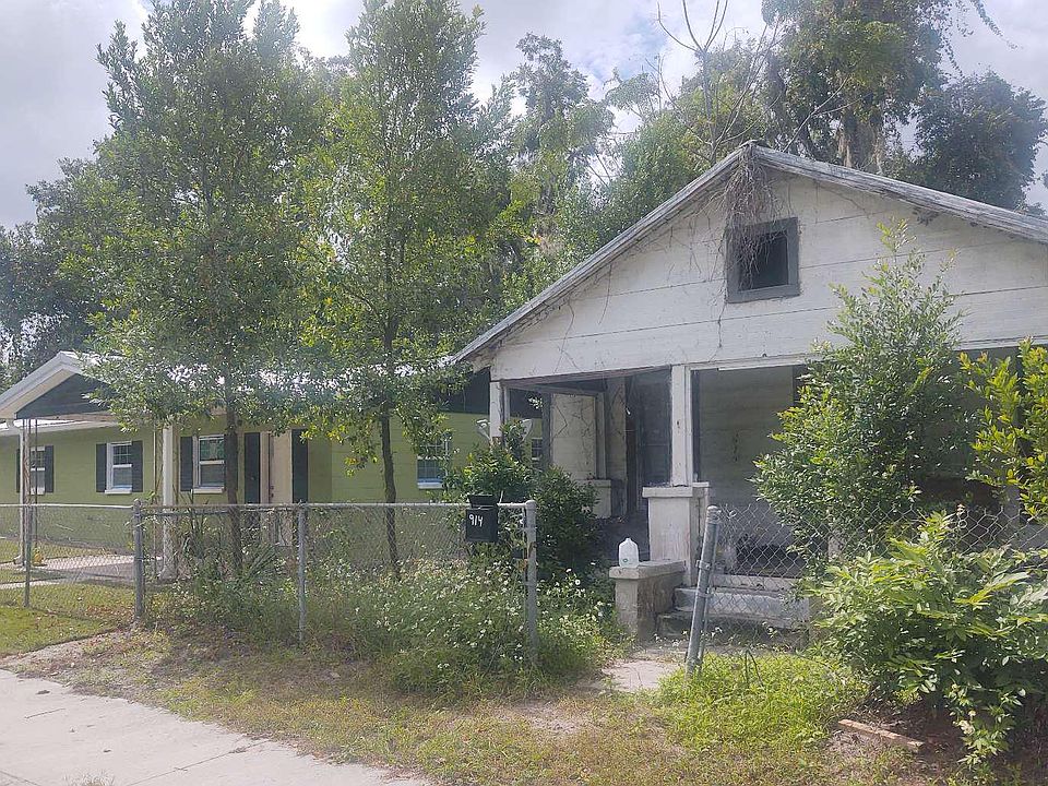 1st image of 914 NE Aberdeen Ave