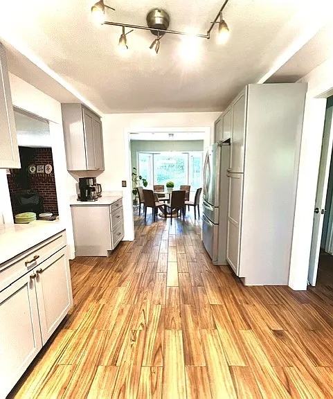 7400 Holcomb Rd — Photo 43