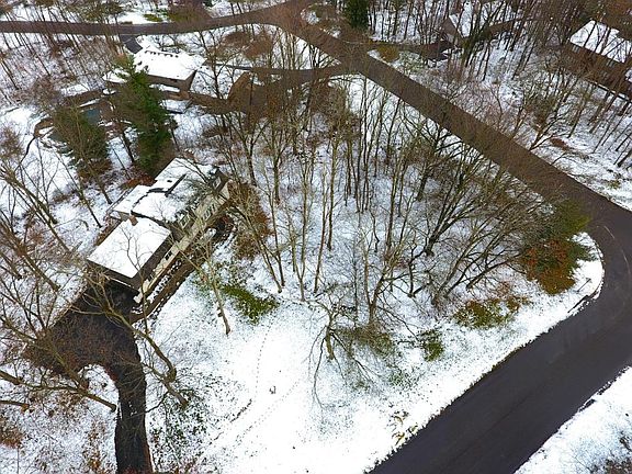 2nd image of 1570 Tammarron Ave SE