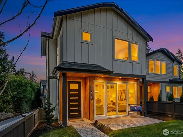 11217 NE 95th Street #B, Kirkland, WA 98033