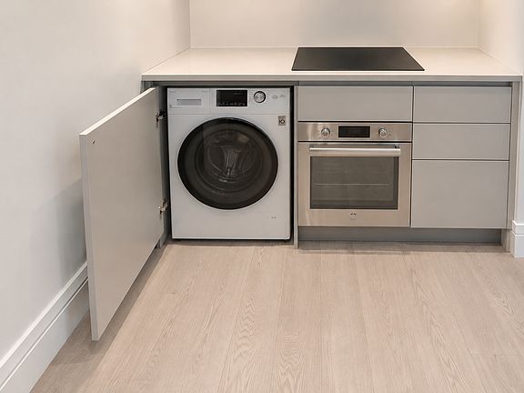 4th image of 241 W 13th St APT 1A