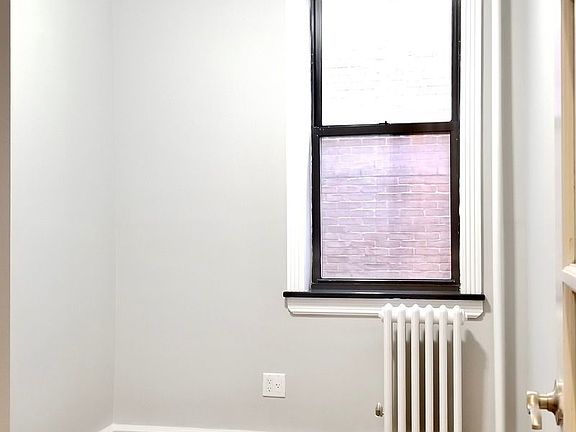 5th image of 312 E 35th St #30