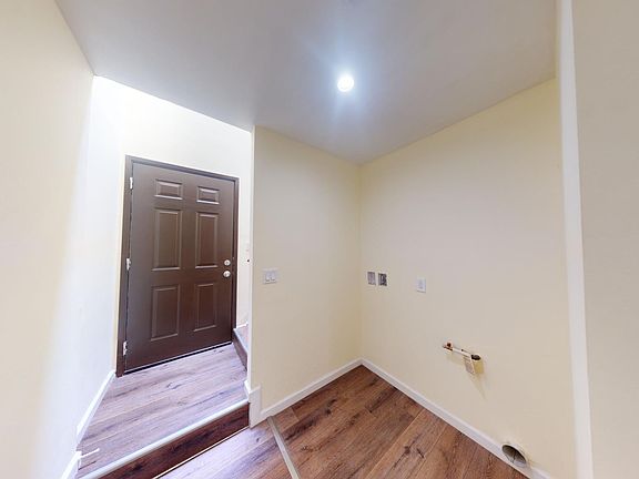 5th image of 2923 Partridge Ave