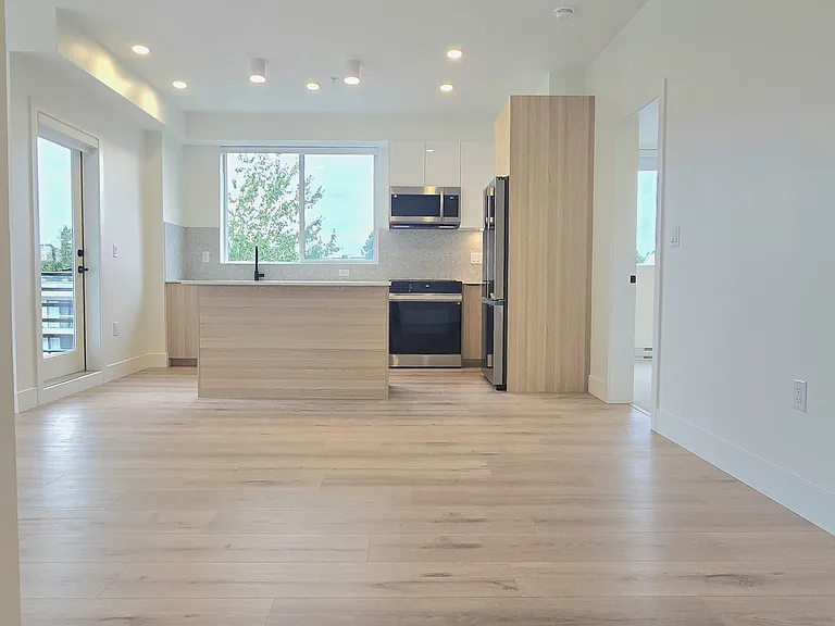 20769 Fraser Hwy #332 — Photo 1