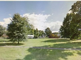 W Virginia Ave, Sebring, OH 44672