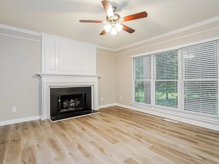 919 Beddingfield Dr — Photo 6