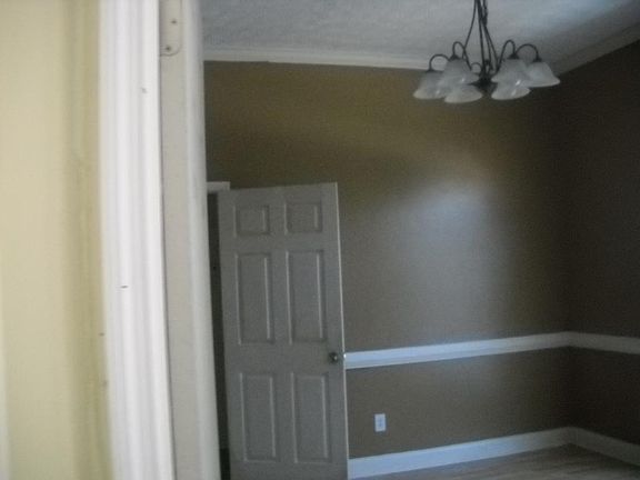 2nd image of 3002 Thornberry Cir