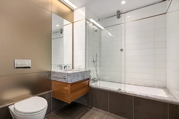 Rented by Compass | media 19