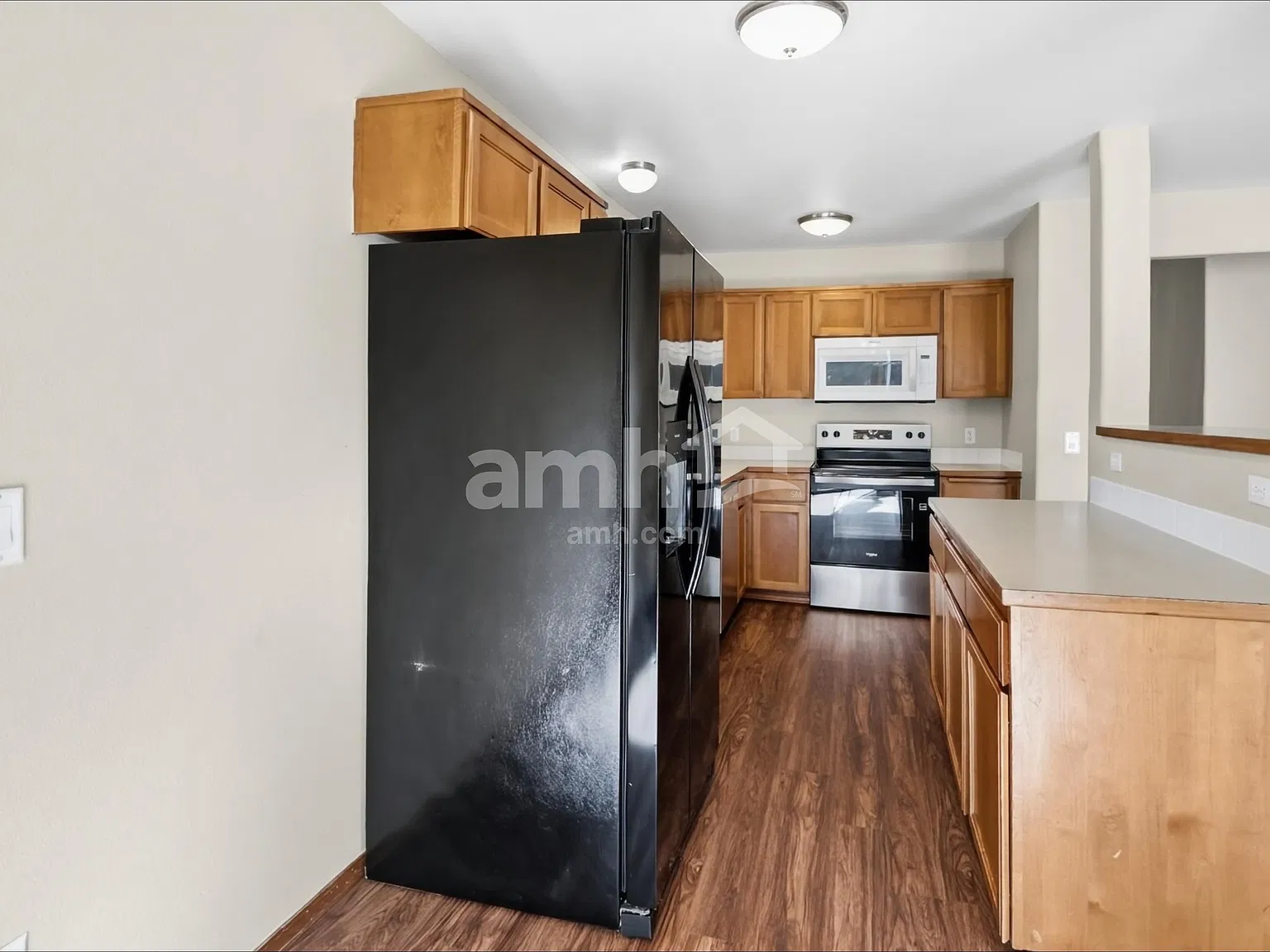 4 bed, 2.5 bath, 1846 sqft, $2,825 — Photo 3