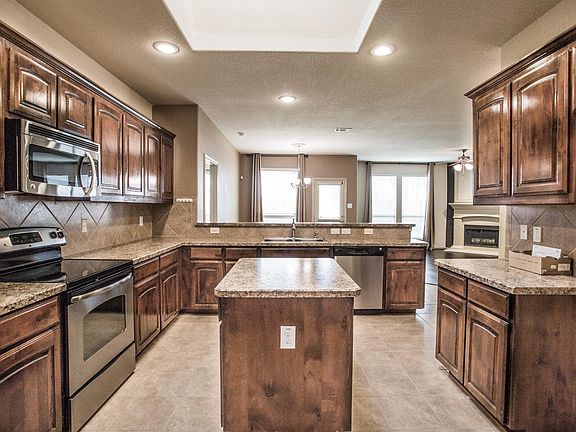 5th image of 4544 Fern Valley Dr