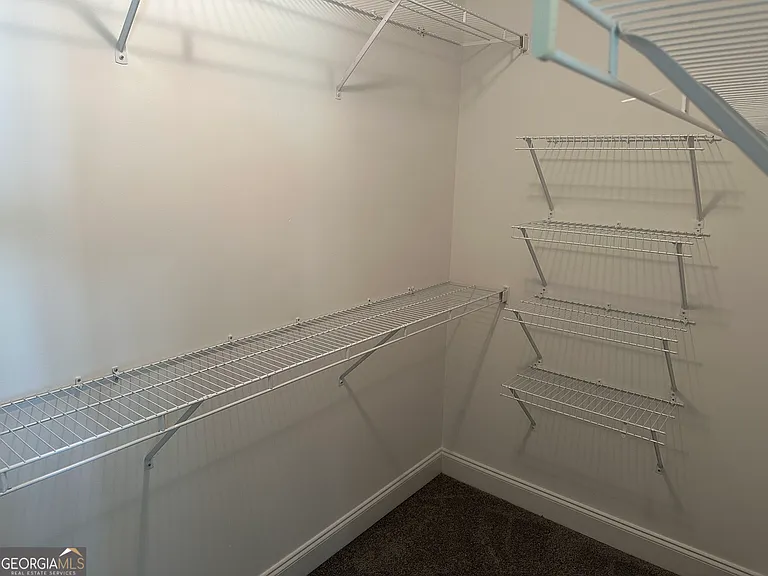561 Highland Pointe Dr — Photo 20