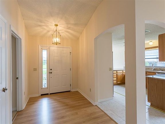 3rd image of 1631 Carrera Dr