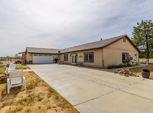 22744 Via Viento Rd, Apple Valley, CA 92308