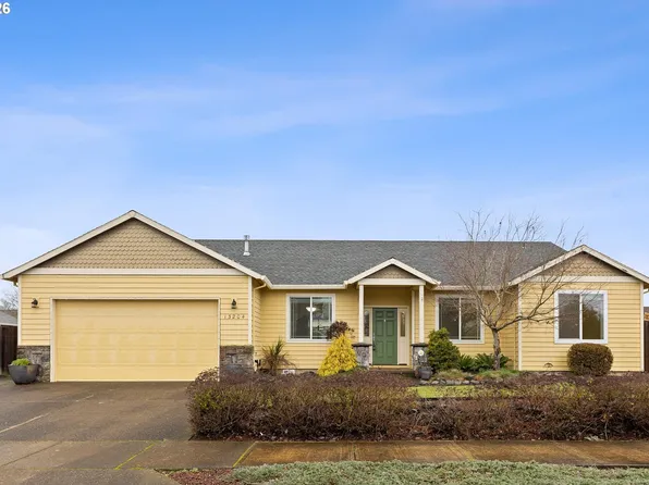 13204 Gaffney Ln, Oregon City, OR 97045