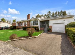 4 Carino Drive, Hicksville, NY 11801