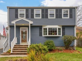 48 Algonquin Dr, Tewksbury, MA 01876