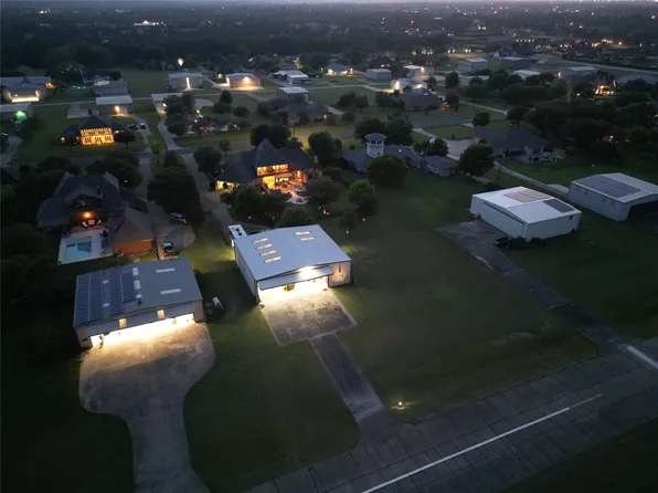 2930 Falcon Way, Midlothian, TX 76065