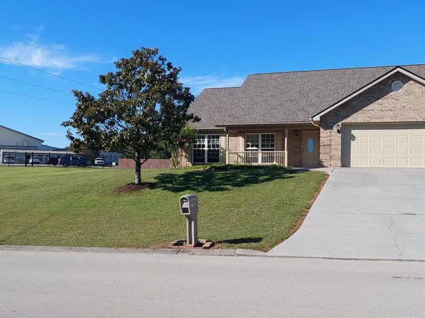 931 Mercer Dr, Maryville, TN 37801