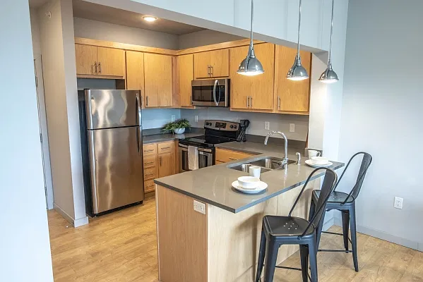 302 S 1st St #411 — Photo 8