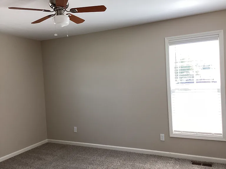 107 Sunset Ave — Photo 6
