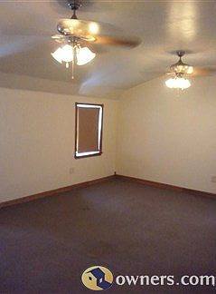 Upstairs Bedroom with 100% Wool Carpeting
